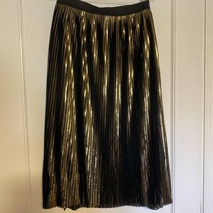 4x Ava & Viv pleated gold foil skirt